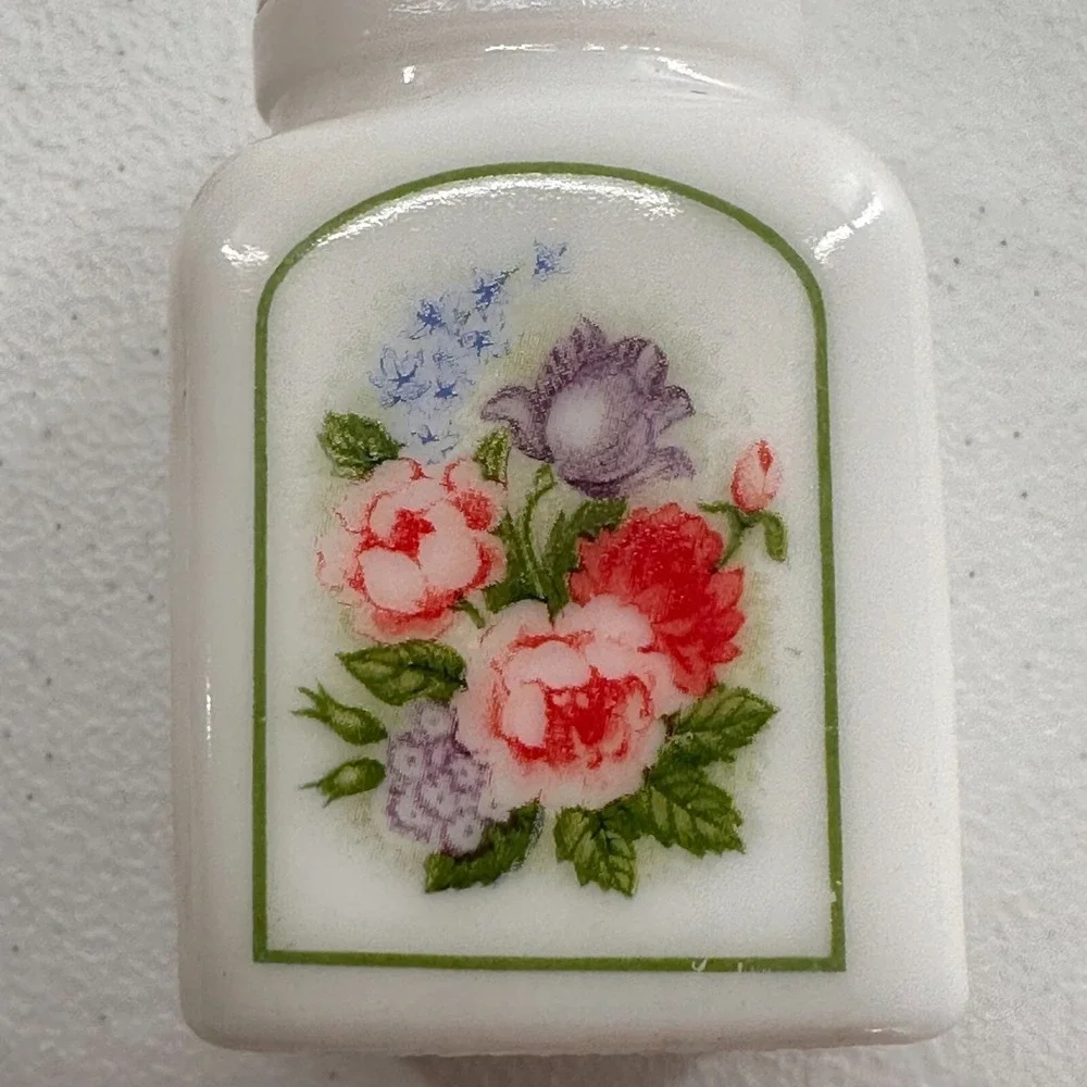 Vtg Avon Country Garden‎ Ceramic Floral Salt Shaker 3